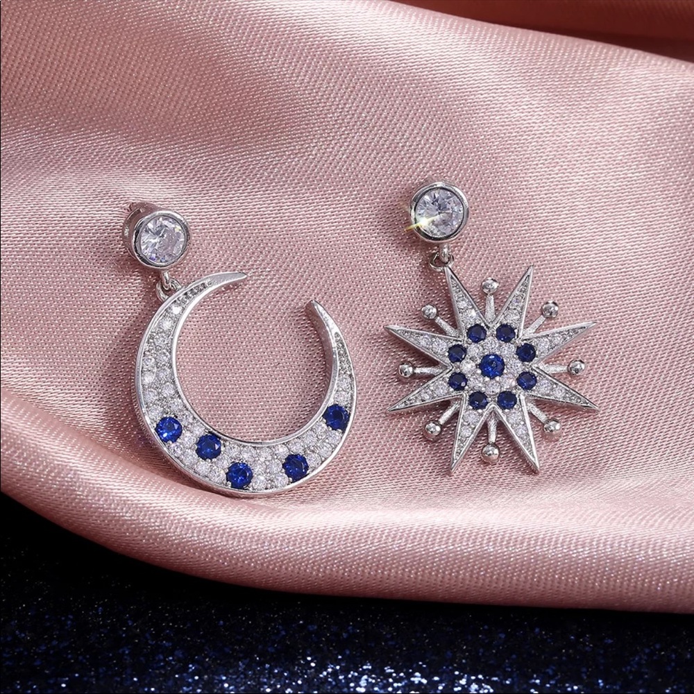 New 925 Silver Moon Star Sapphire Stud Earrings - Picture 2 of 6